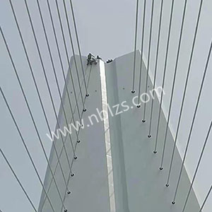 舟山跨海大橋塔墩高空安裝